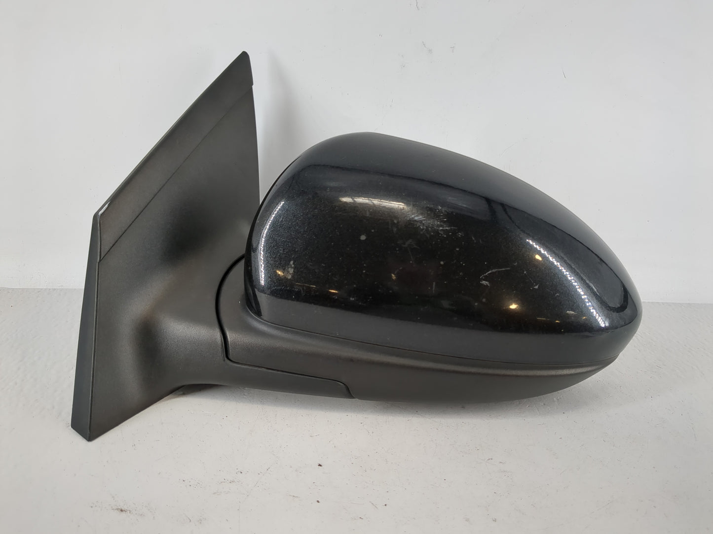 2011-2016 Chevrolet Cruze Driver Side View Mirror - Left Door Mirror OEM Used - Oemusedautoparts1.com