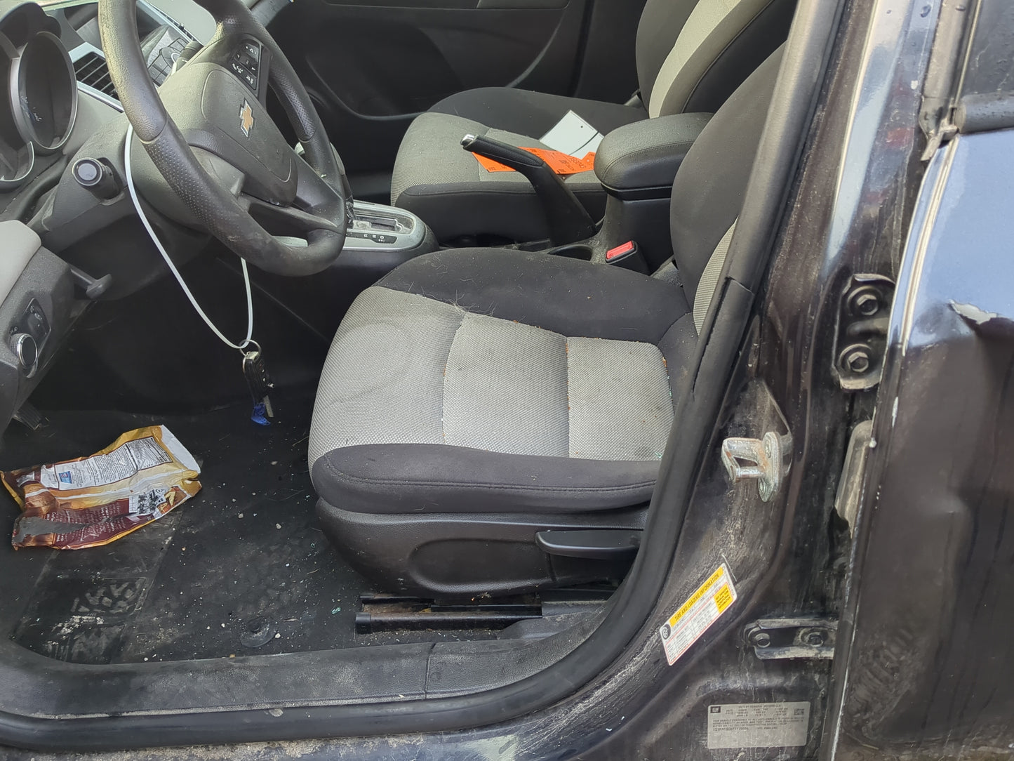 2012-2016 Chevrolet Cruze Driver Front Seat Oem 1194115 - Oemusedautoparts1.com