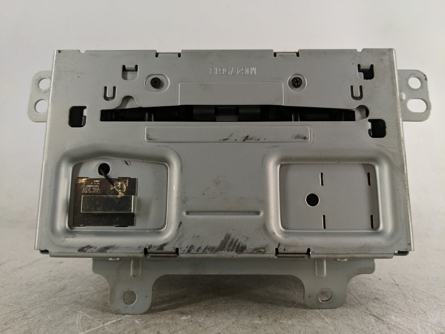 2015-2016 Chevrolet Cruze Radio AM FM Cd Player Receiver Replacement P/N:23495273 Fits Fits 2014 2015 2016 2017 OEM Used Aut