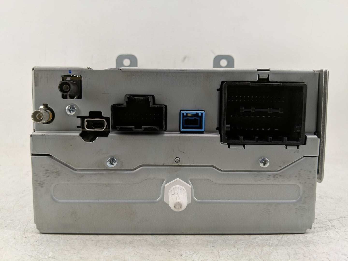 2015-2016 Chevrolet Cruze Radio Speaker Amplifier 23495273 - Oemusedautoparts1.com