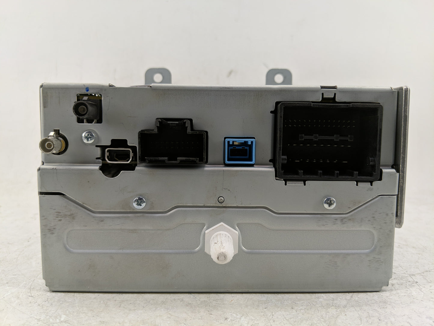 2015-2016 Chevrolet Cruze Radio Speaker Amplifier 23495273 - Oemusedautoparts1.com