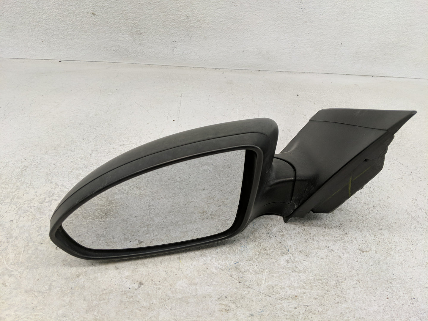 2011-2016 Chevrolet Cruze Side Mirror Replacement Driver Left View Door Mirror P/N:95186709 Fits OEM Used Auto Parts - Oemus