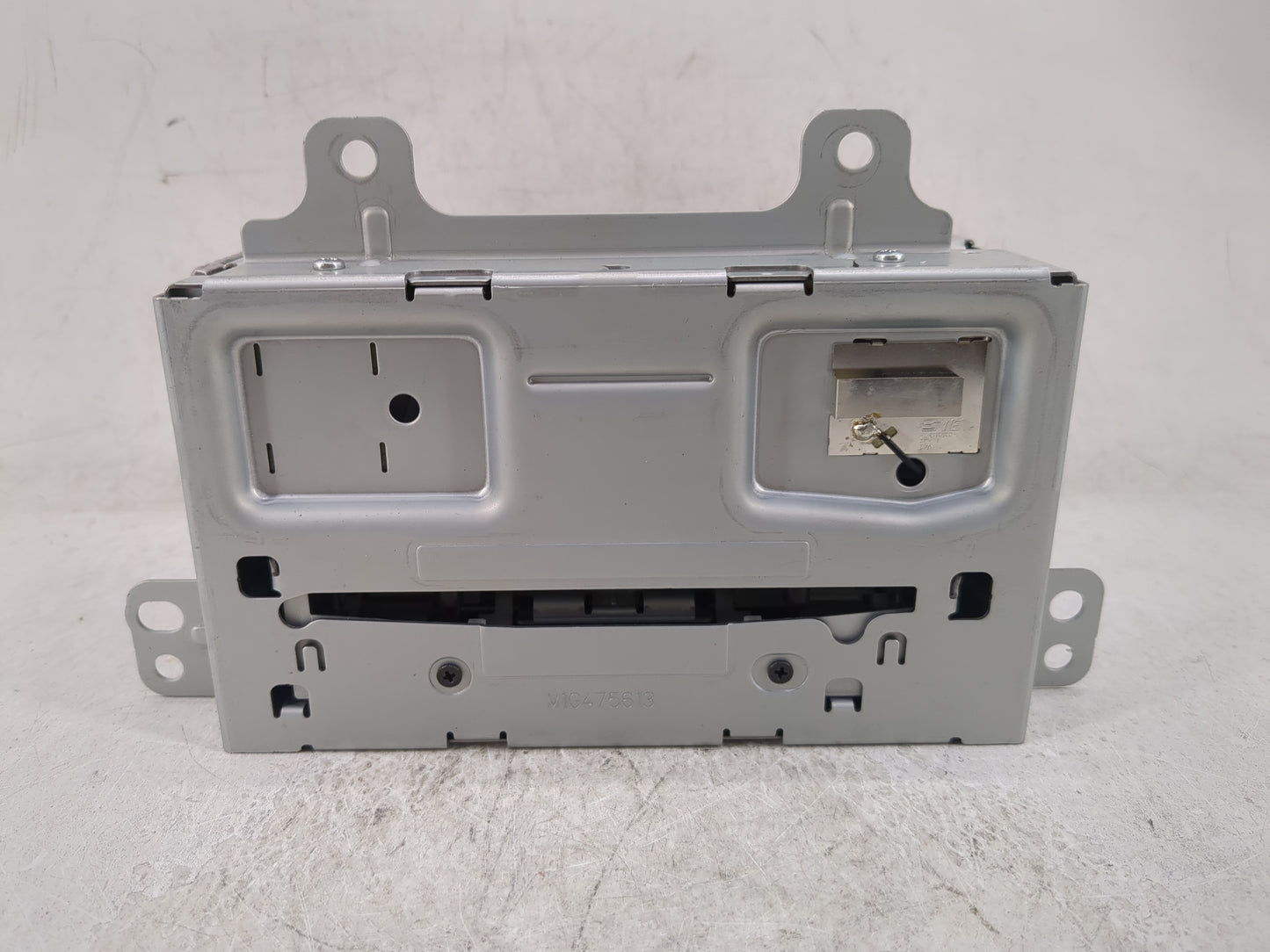 2015-2016 Chevrolet Cruze Radio AM FM Cd Player Receiver Replacement P/N:23495273 Fits Fits 2014 2015 2016 2017 OEM Used Aut