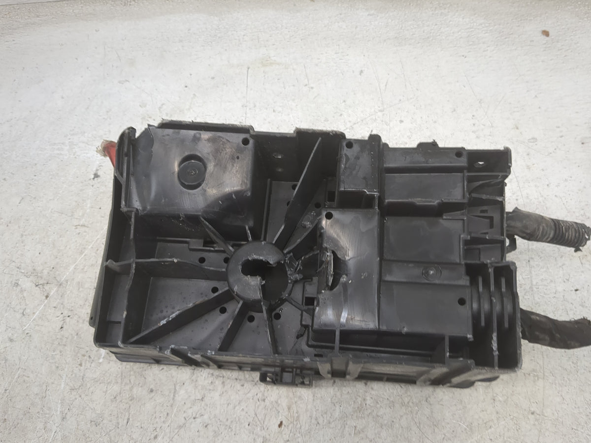 2015-2016 Chevrolet Cruze Fusebox Fuse Box Panel Relay Module Fits Fits 2015 2016 OEM Used Auto Parts - Oemusedautoparts1.co