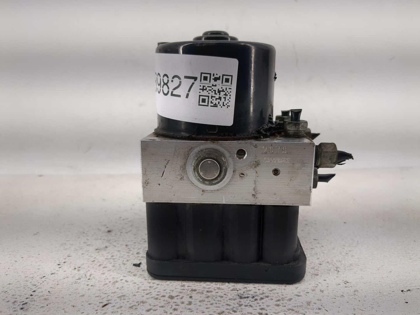 2012-2015 Chevrolet Cruze ABS Pump Control Module Replacement P/N:13434670 Fits Fits 2012 2013 2014 2015 OEM Used Auto Parts