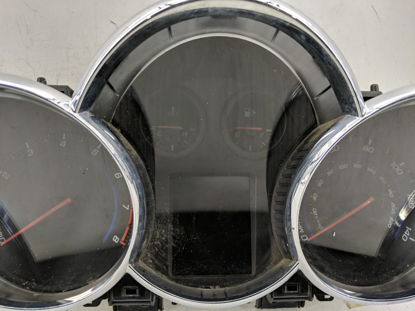 2015 Chevrolet Cruze Instrument Cluster Speedometer Gauges P/N:94560792 Fits OEM Used Auto Parts - Oemusedautoparts1.com