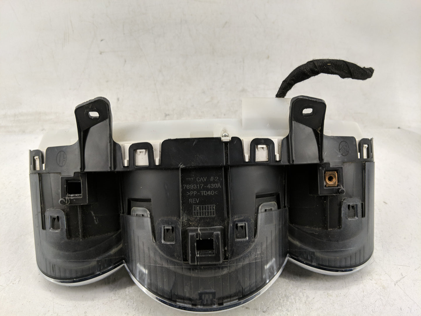 2015 Chevrolet Cruze Instrument Cluster Speedometer Gauges P/N:94560792 Fits OEM Used Auto Parts - Oemusedautoparts1.com