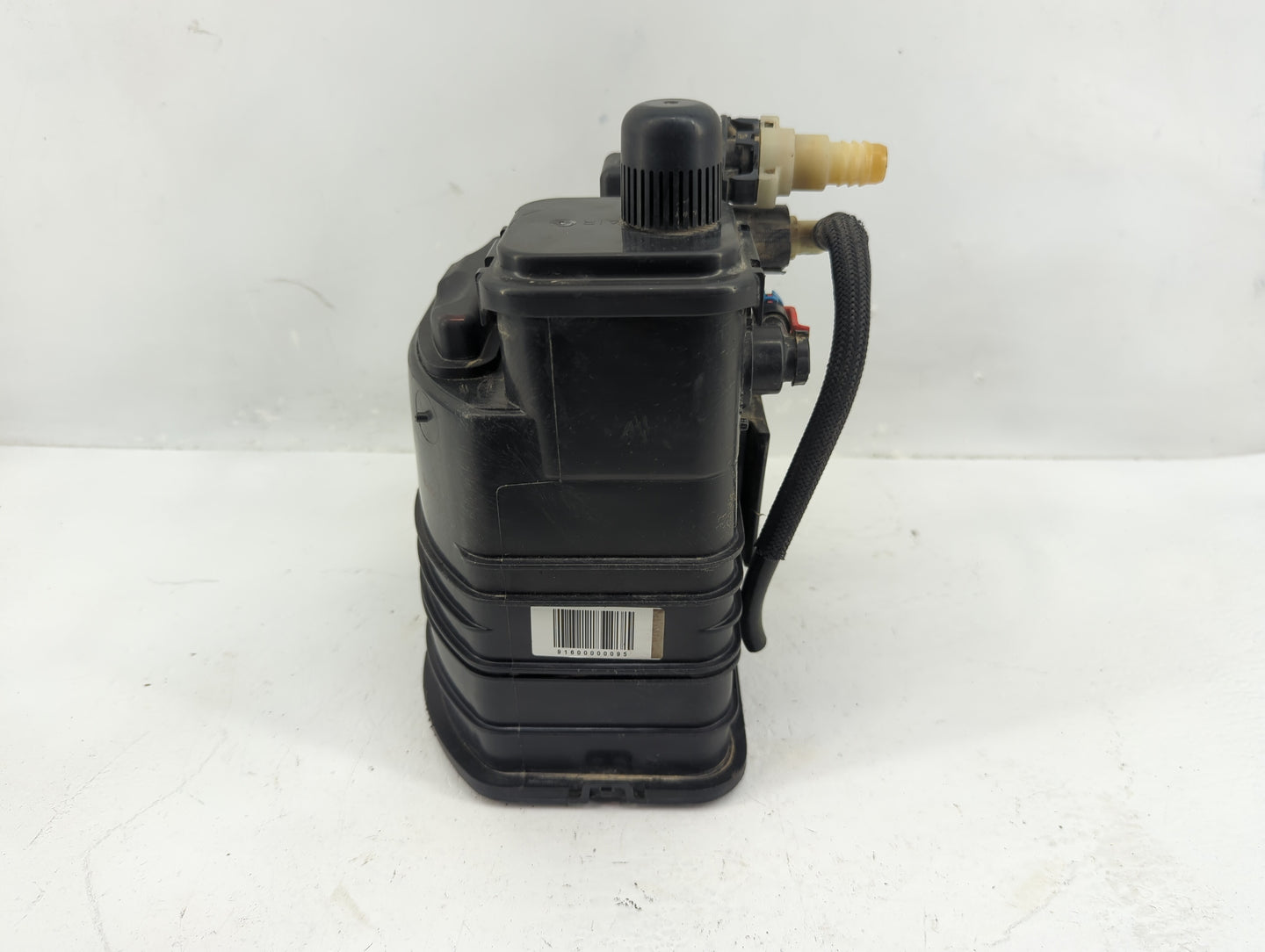 2015 Chevrolet Cruze Fuel Vapor Charcoal Canister 1357714 - Oemusedautoparts1.com