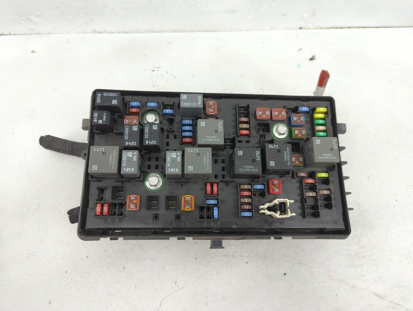 2015-2016 Chevrolet Cruze Fusebox Fuse Box Panel Relay Module P/N:812461952 Fits Fits 2015 2016 OEM Used Auto Parts - Oemuse