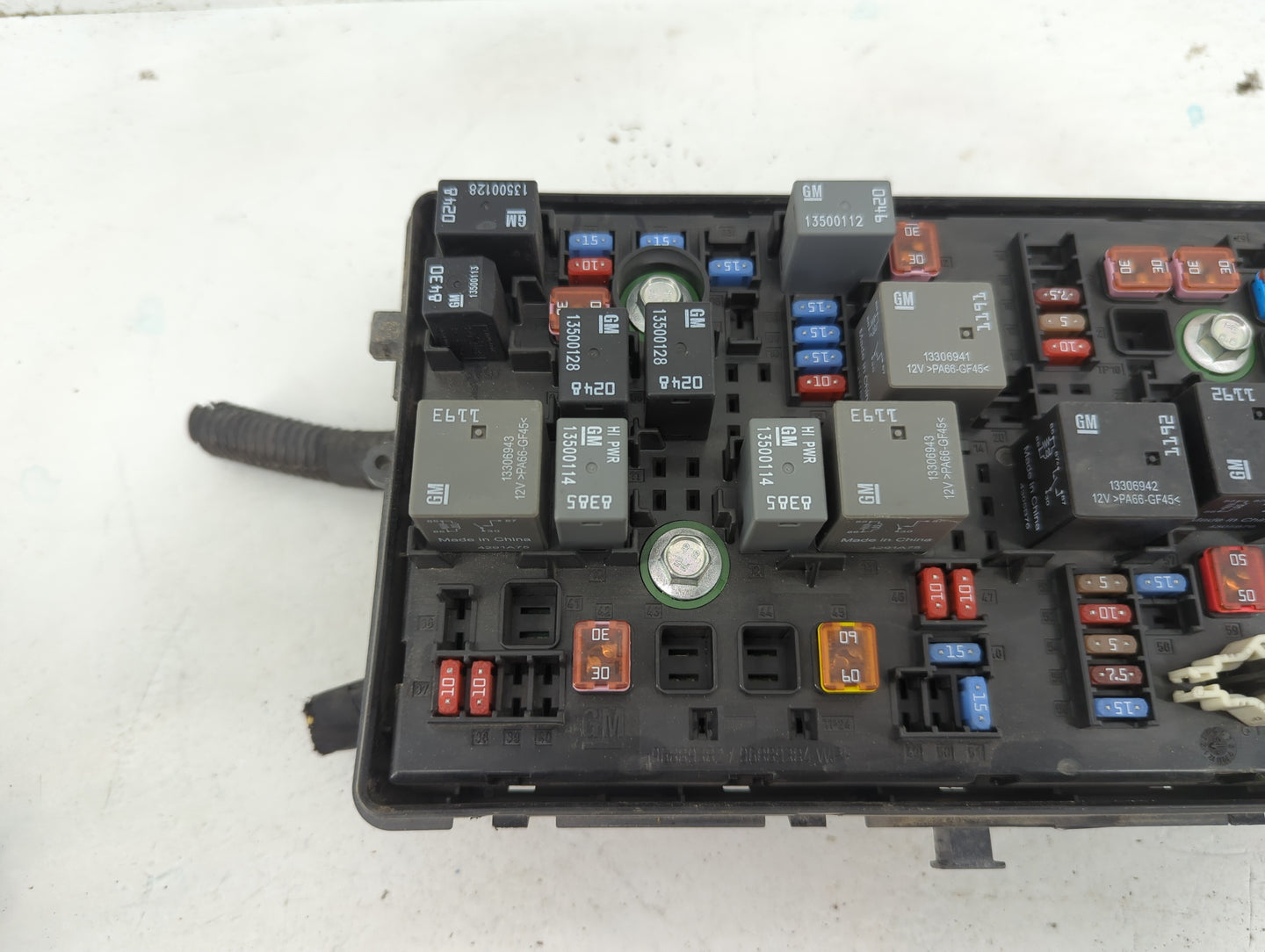 2015-2016 Chevrolet Cruze Fusebox Fuse Box Panel Relay Module P/N:812461952 Fits Fits 2015 2016 OEM Used Auto Parts - Oemuse