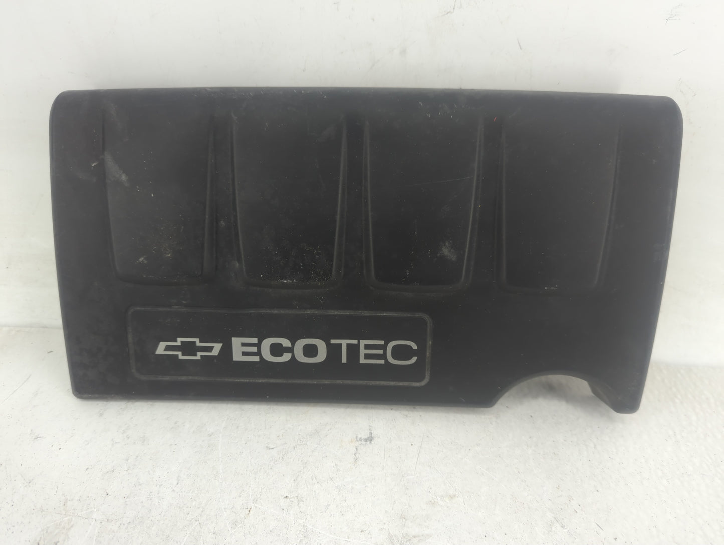 2015 Chevrolet Cruze Engine Cover - Oemusedautoparts1.com
