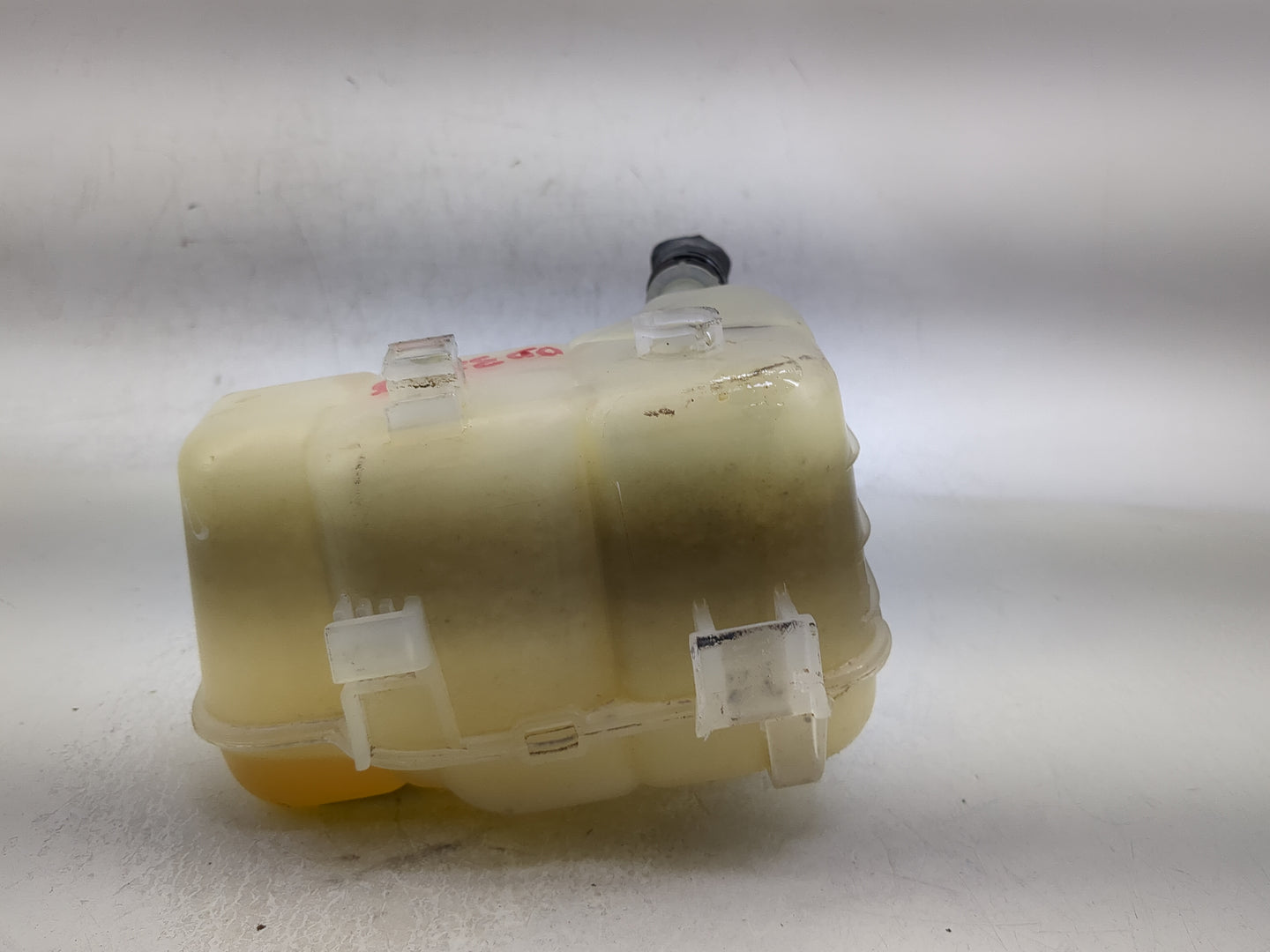2011-2016 Chevrolet Cruze Windshield Washer Fluid Reservoir Bottle Oem - Oemusedautoparts1.com