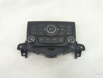 2015 Chevrolet Cruze Radio AM FM Cd Player Receiver Replacement P/N:95166368 Fits OEM Used Auto Parts - Oemusedautoparts1.co