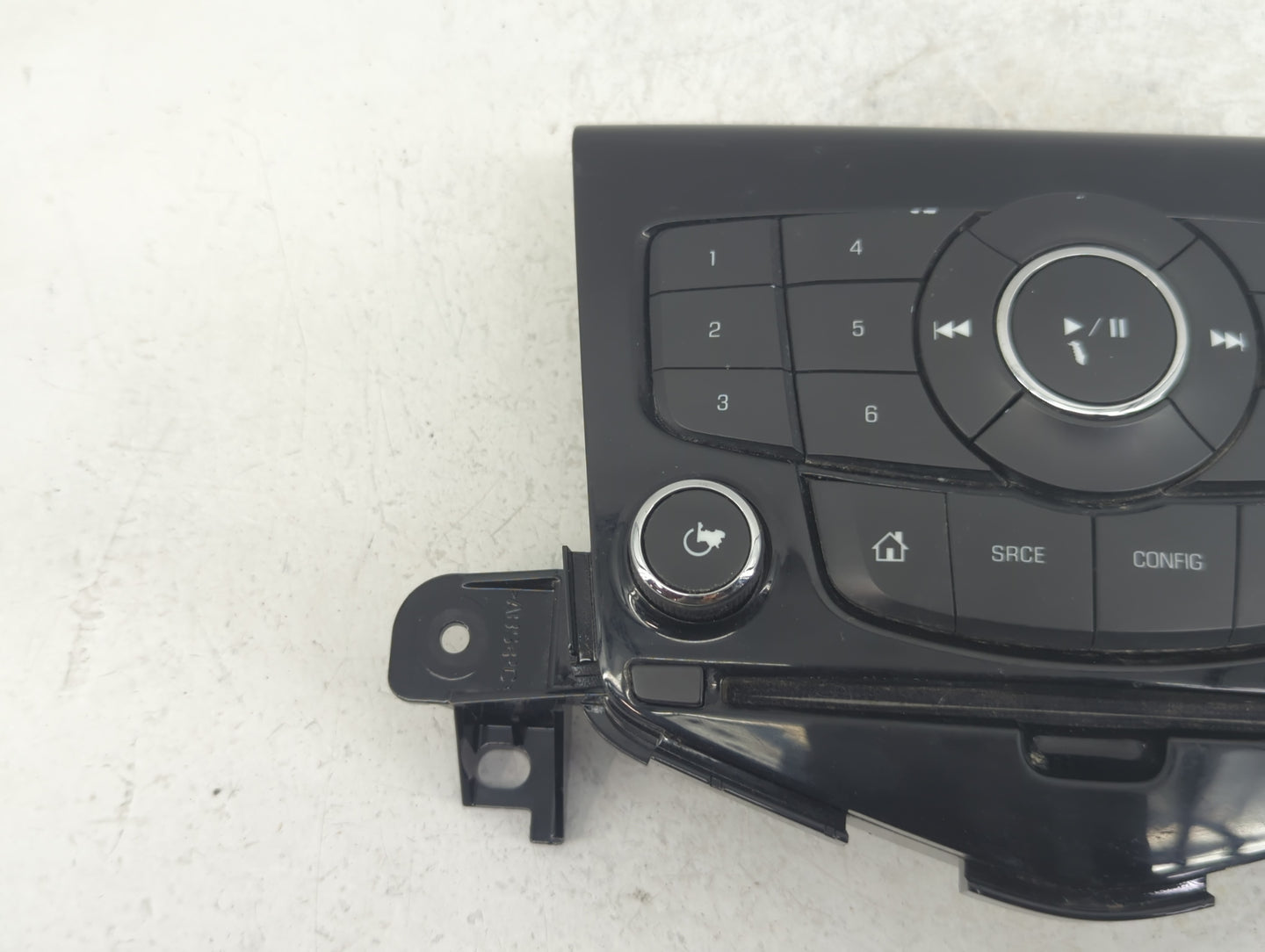 2015 Chevrolet Cruze Radio AM FM Cd Player Receiver Replacement P/N:95166368 Fits OEM Used Auto Parts - Oemusedautoparts1.co