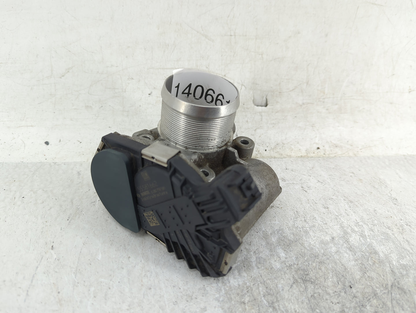 2011-2016 Chevrolet Cruze Throttle Body P/N:55581662 Fits Fits 2011 2012 2013 2014 2015 2016 2017 2018 2019 2020 2021 OEM Us