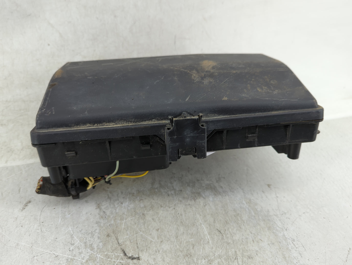 2015-2016 Chevrolet Cruze Fusebox Fuse Box Panel Relay Module Fits Fits 2015 2016 OEM Used Auto Parts - Oemusedautoparts1.co