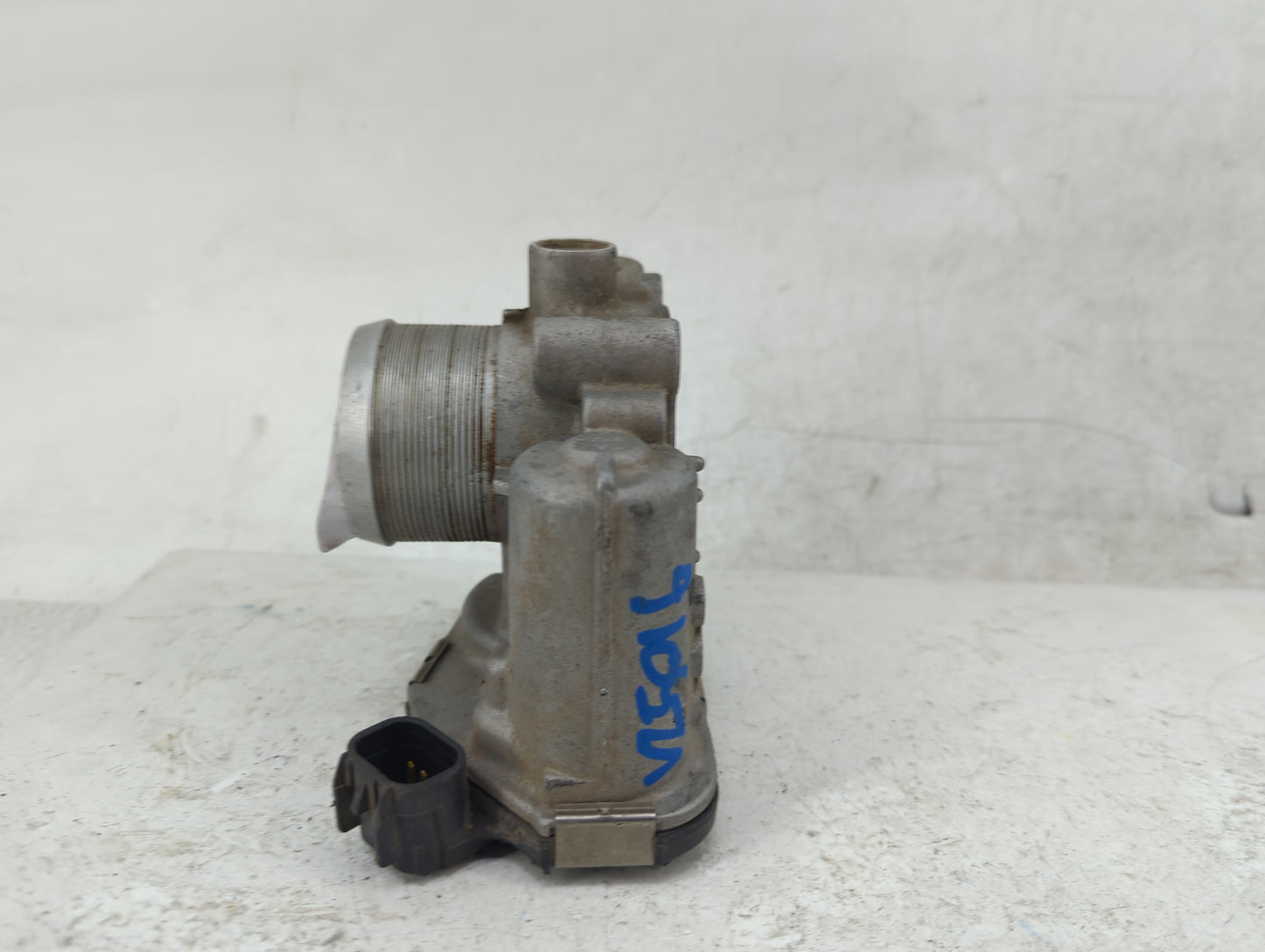 2011-2016 Chevrolet Cruze Throttle Body P/N:55581662 Fits Fits 2011 2012 2013 2014 2015 2016 2017 2018 2019 2020 2021 OEM Us