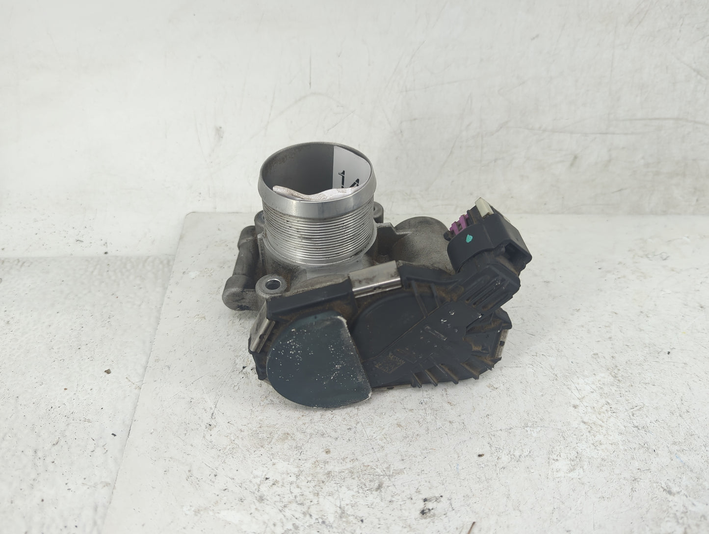 2011-2016 Chevrolet Cruze Throttle Body P/N:0 280 750 581 5565489 Fits Fits 2011 2012 2013 2014 2015 2016 2017 2018 2019 202