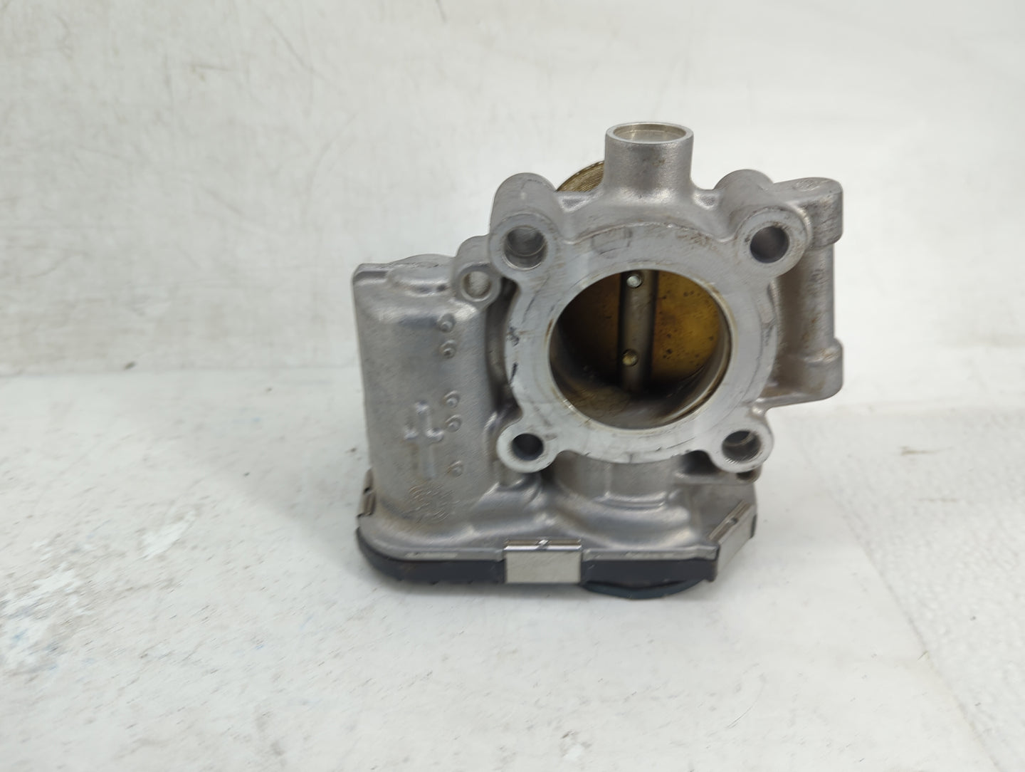 2011-2016 Chevrolet Cruze Throttle Body P/N:5565489 Fits Fits 2011 2012 2013 2014 2015 2016 2017 2018 2019 2020 2021 OEM Use