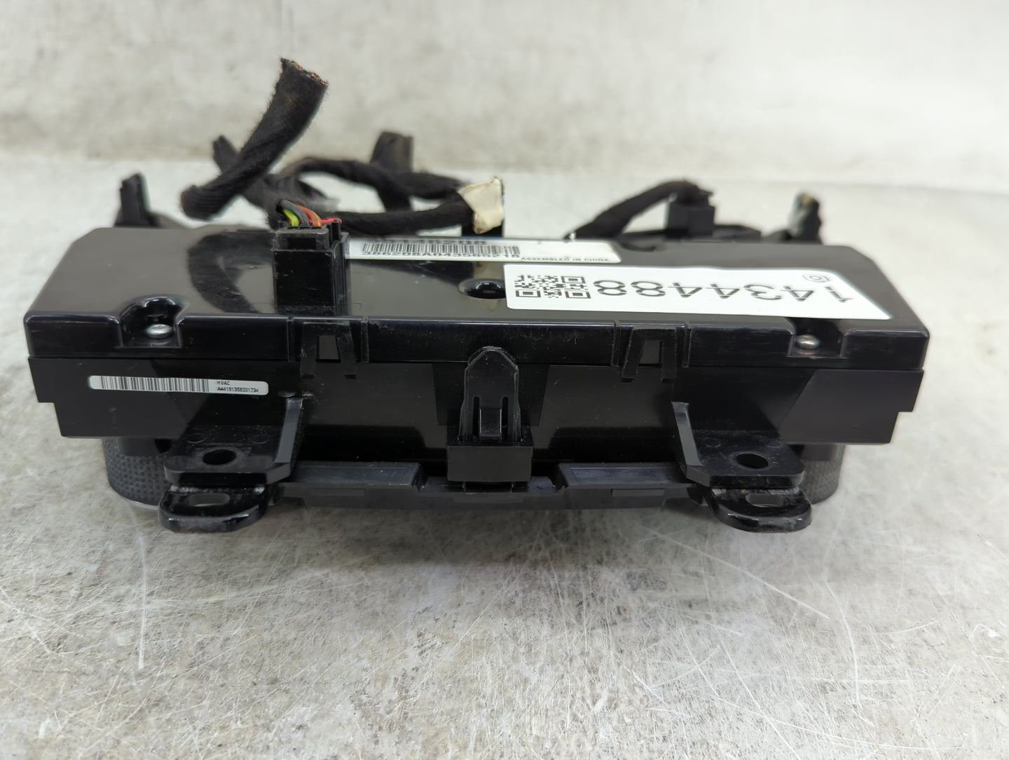 2012-2016 Chevrolet Cruze Climate Control Module Temperature AC/Heater Replacement P/N:95140202 386208A043565218 Fits OEM Us