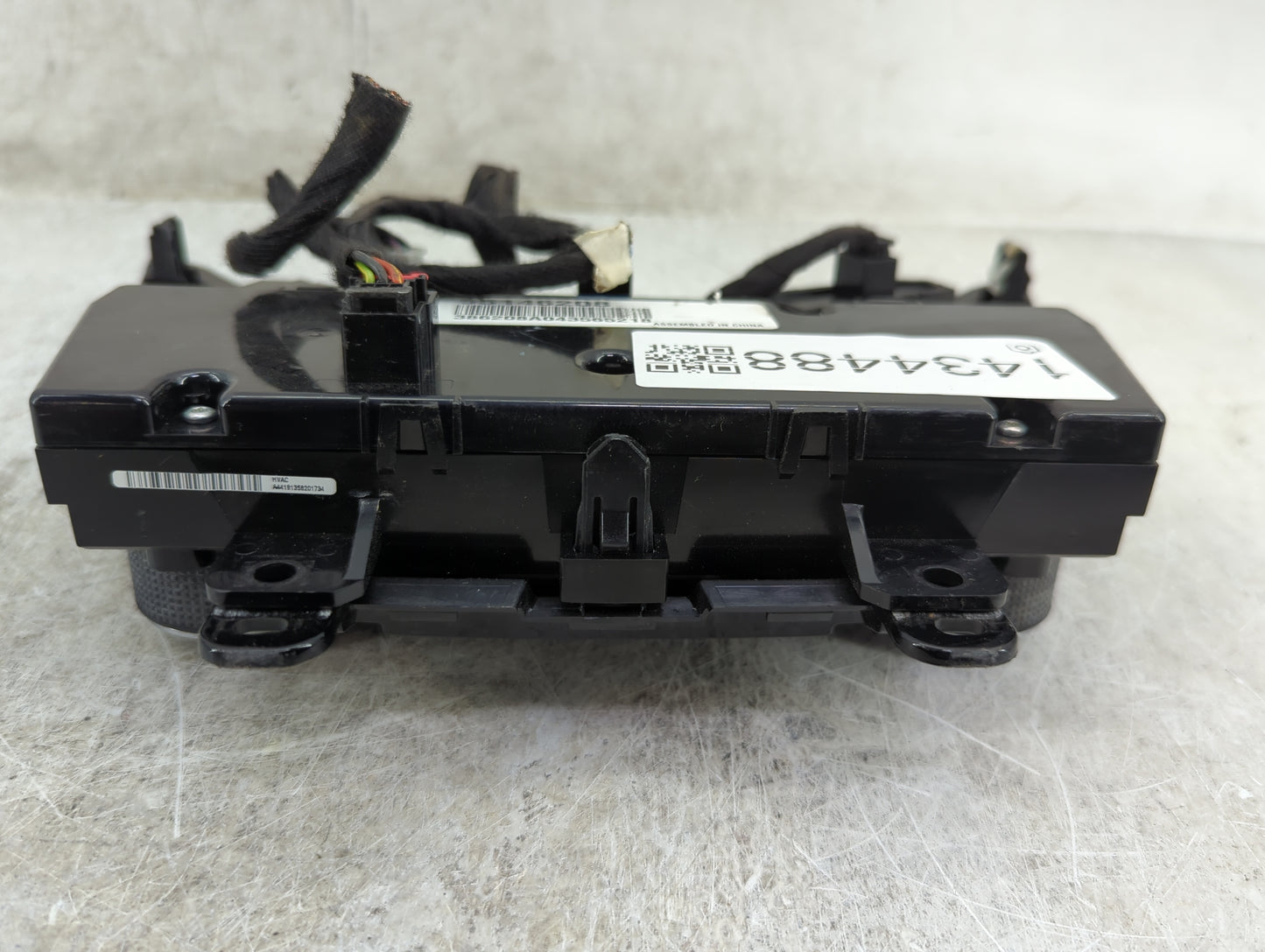 2012-2016 Chevrolet Cruze Climate Control Module Temperature AC/Heater Replacement P/N:95140202 386208A043565218 Fits OEM Us