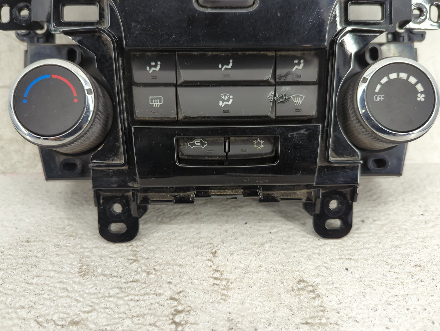 2012-2016 Chevrolet Cruze Climate Control Module Temperature AC/Heater Replacement P/N:95146207 386207A043495045 Fits OEM Us