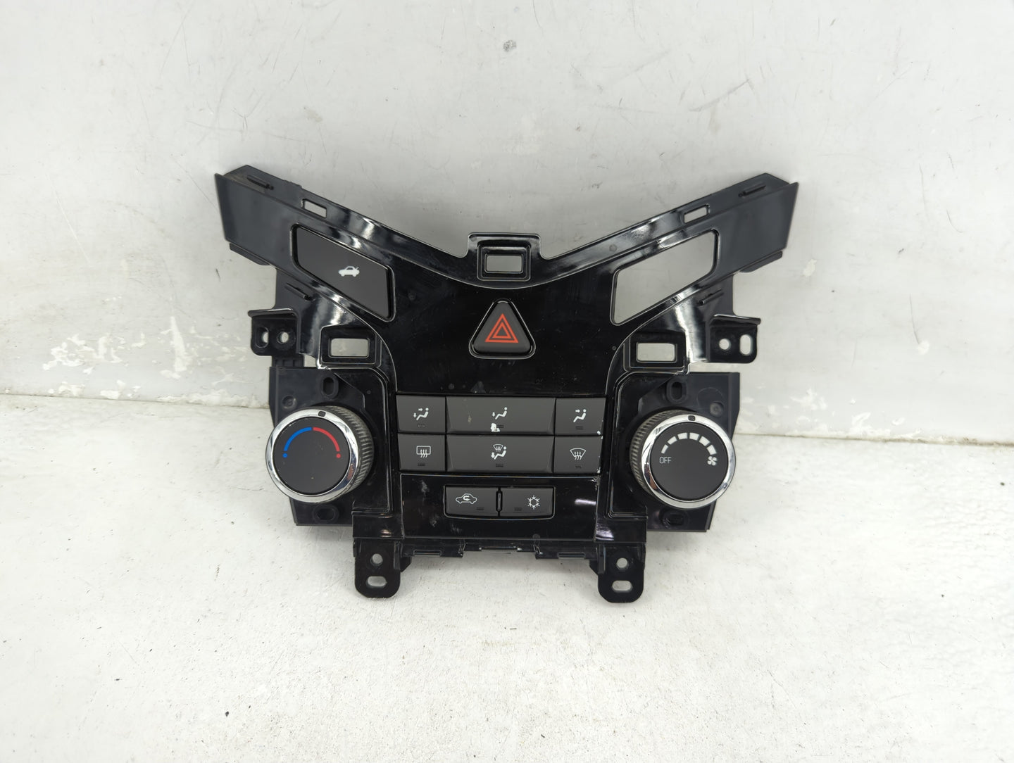2012-2016 Chevrolet Cruze Climate Control Module Temperature AC/Heater Replacement P/N:95146207 386207A050231707 Fits OEM Us