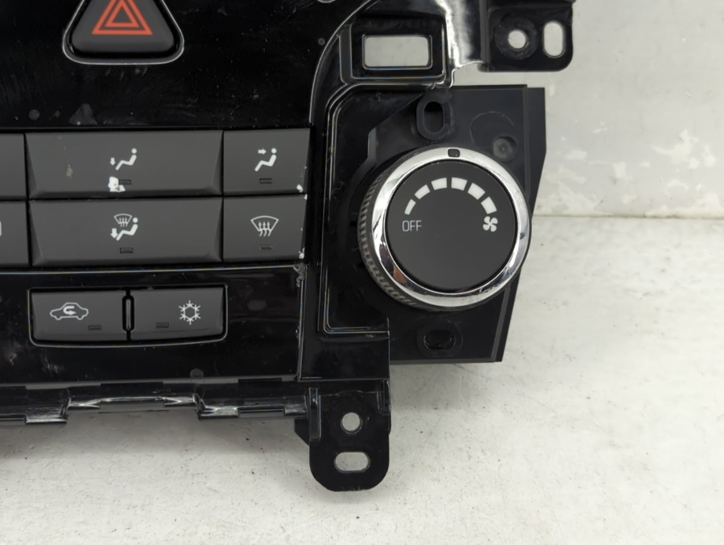 2012-2016 Chevrolet Cruze Climate Control Module Temperature AC/Heater Replacement P/N:95146207 386207A050231707 Fits OEM Us