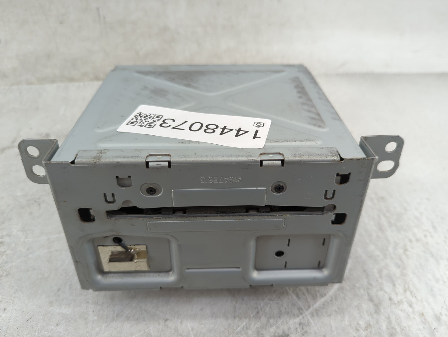 2015-2016 Chevrolet Cruze Radio AM FM Cd Player Receiver Replacement P/N:23495273 GA135QCOLRNS Fits Fits 2014 2015 2016 2017