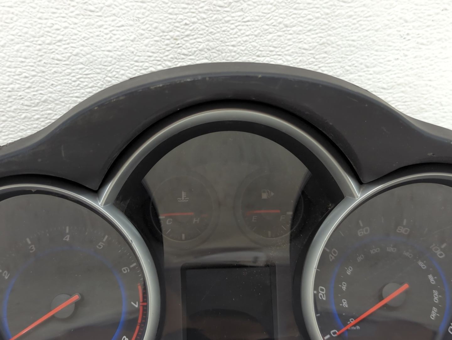 2015-2016 Chevrolet Cruze Instrument Cluster Speedometer Gauges P/N:42362675 Miles: Fits Fits 2015 2016 OEM Used Auto Parts 
