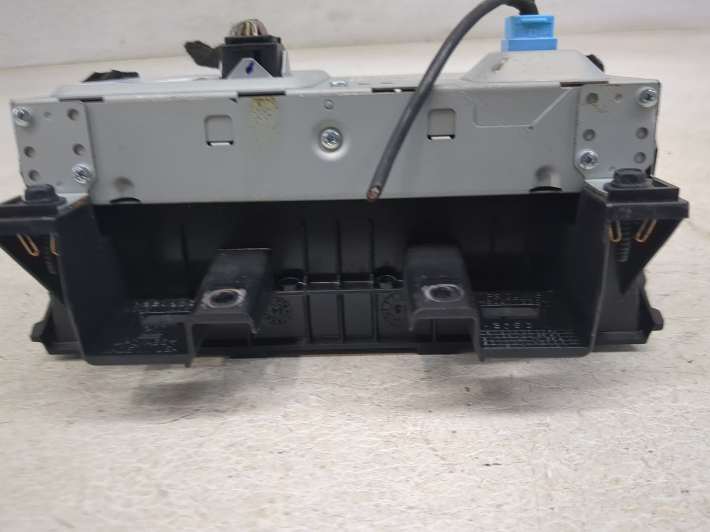 2012-2016 Chevrolet Cruze Information Display Screen 1468013 - Oemusedautoparts1.com