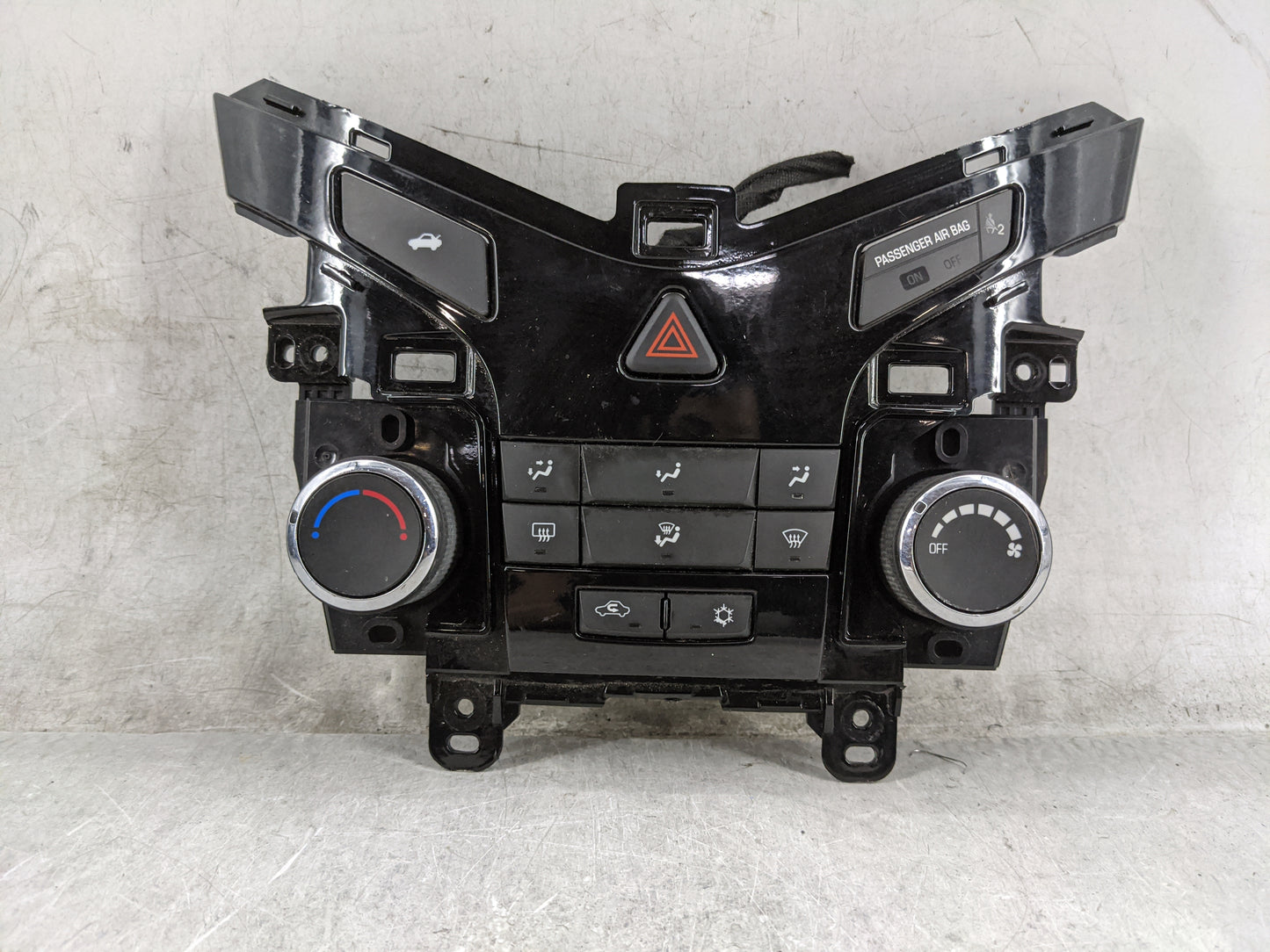 2012-2016 Chevrolet Cruze Climate Control Module Temperature AC/Heater Replacement P/N:95146207 383207A050090276 Fits OEM Us