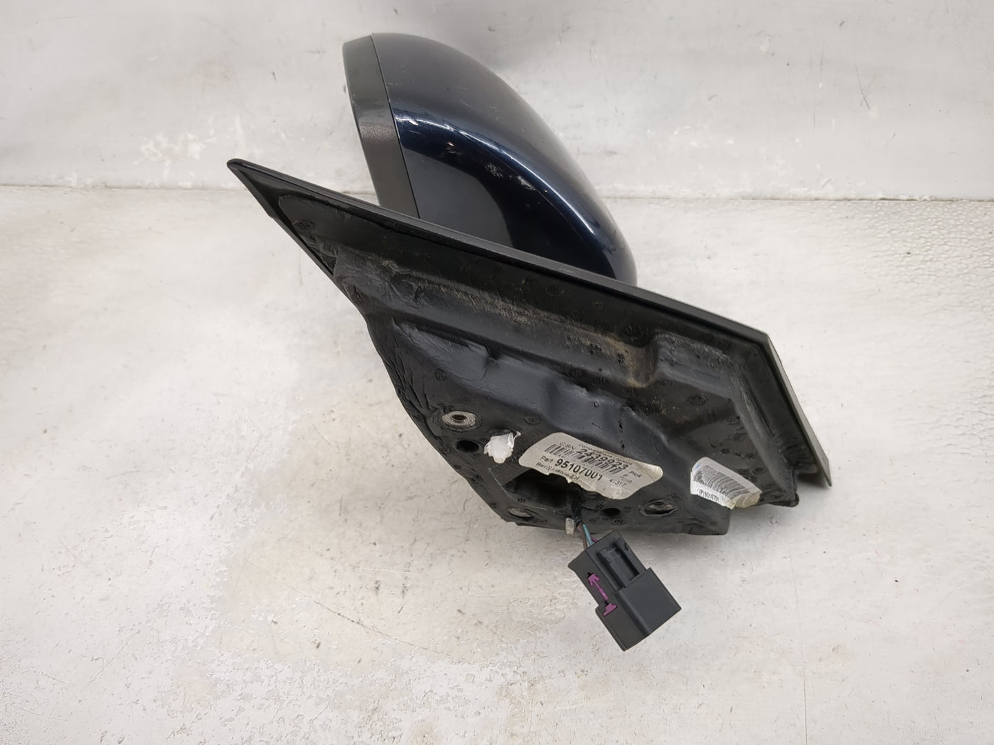 2011-2016 Chevrolet Cruze Driver Side View Mirror - Left Door Mirror OEM Used - Oemusedautoparts1.com