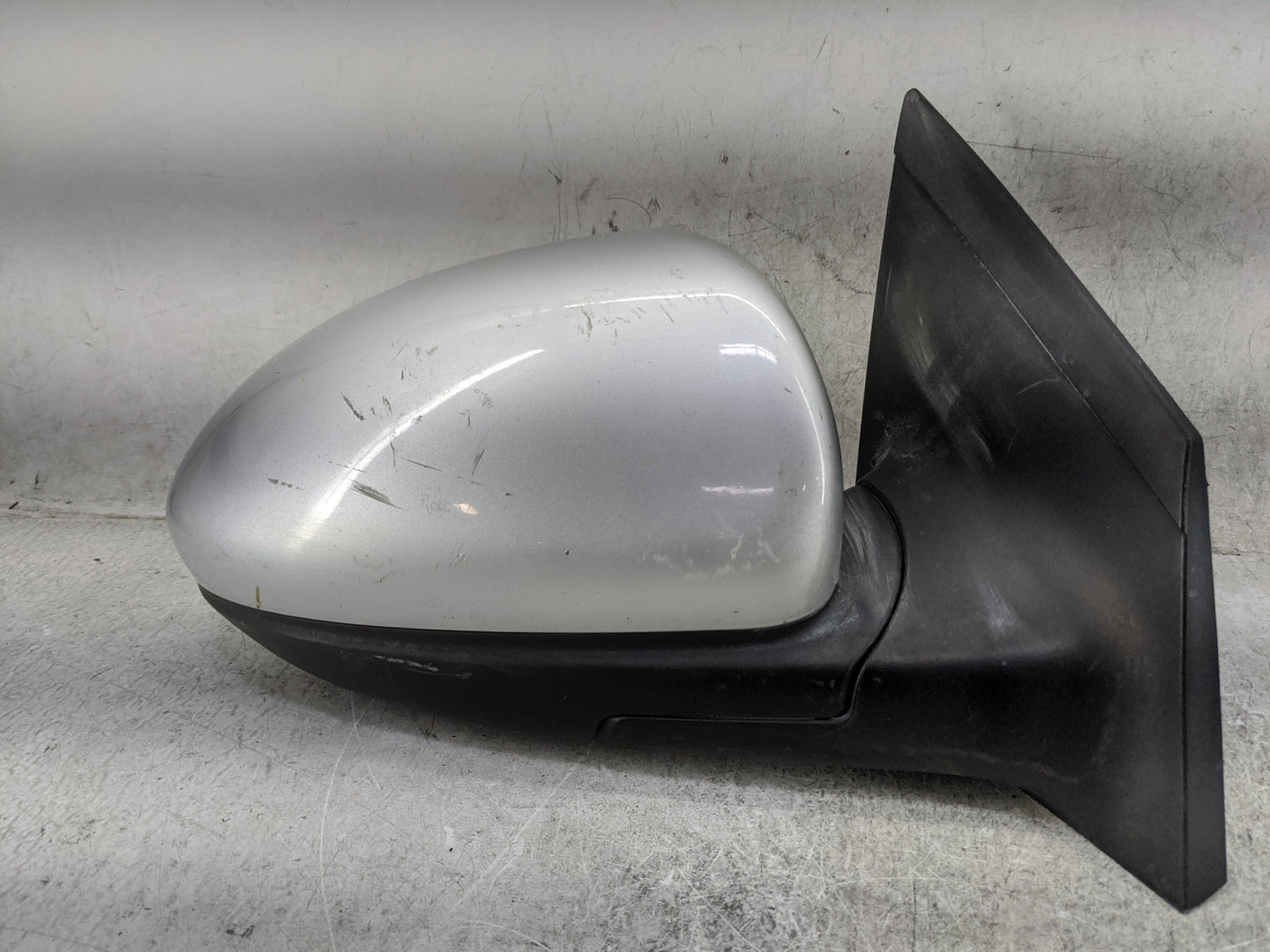 2011-2016 Chevrolet Cruze Passenger Side View Mirror - Right Door Mirror OEM Used - Oemusedautoparts1.com