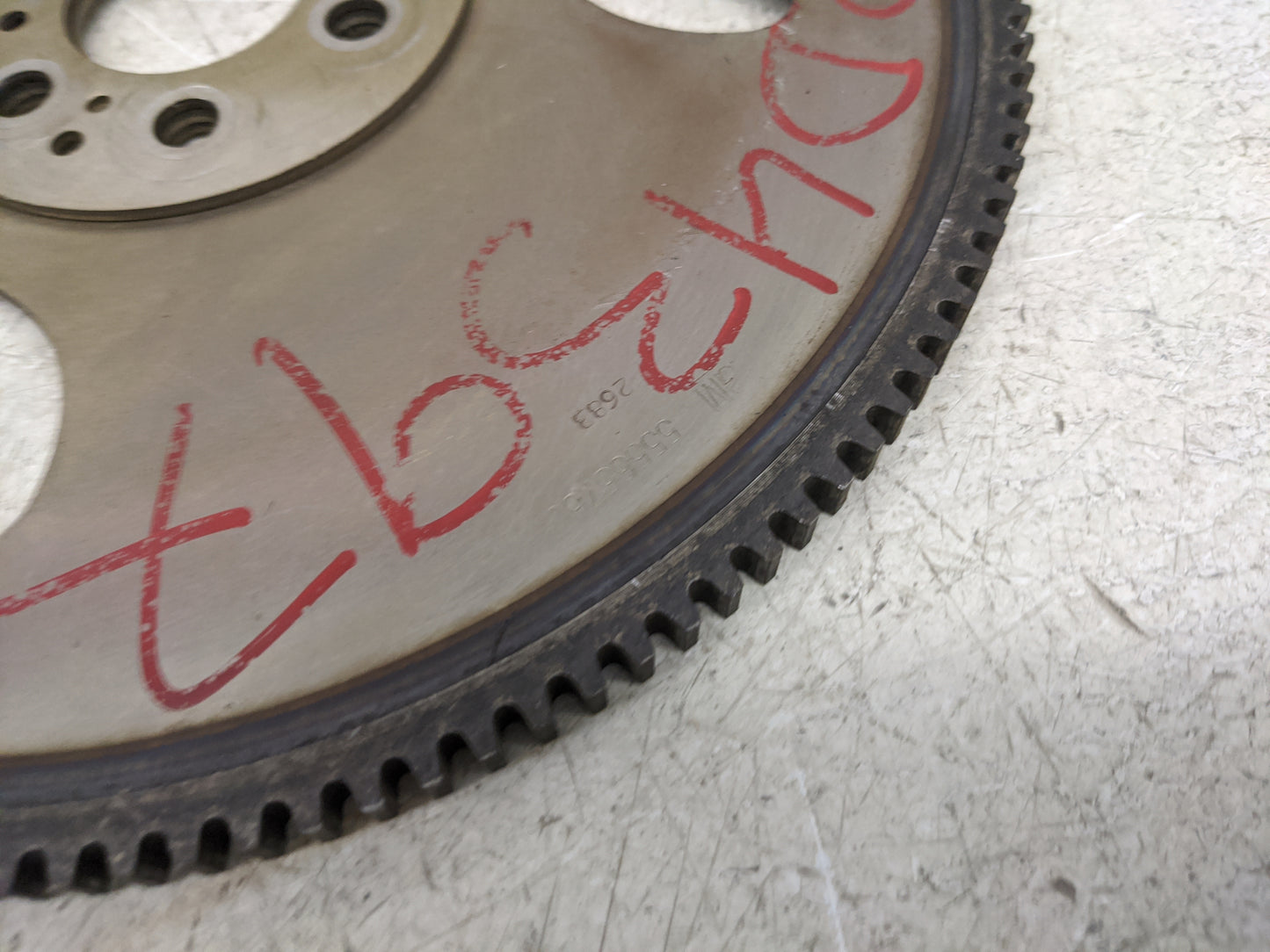 2015 Chevrolet Cruze Transmission Flywheel Flexplate P/N:55563683 Fits OEM Used Auto Parts - Oemusedautoparts1.com