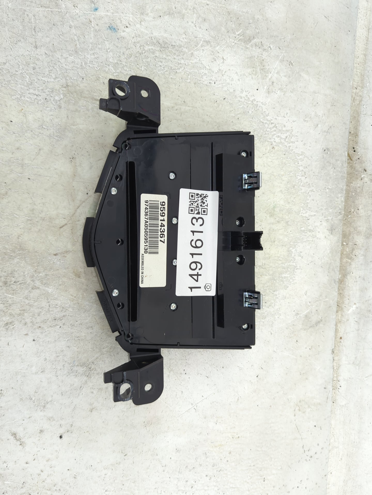 2011-2016 Chevrolet Cruze Radio Control Panel 1491613 - Oemusedautoparts1.com
