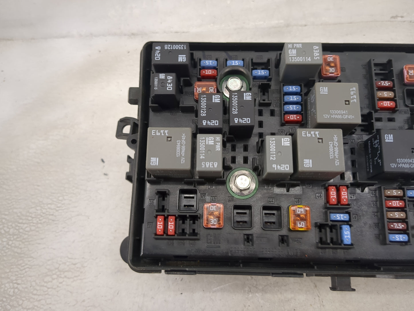 2015-2016 Chevrolet Cruze Fusebox Fuse Box Panel Relay Module P/N:13500128 13500114, 13500112, 13306941 Fits Fits 2015 2016 