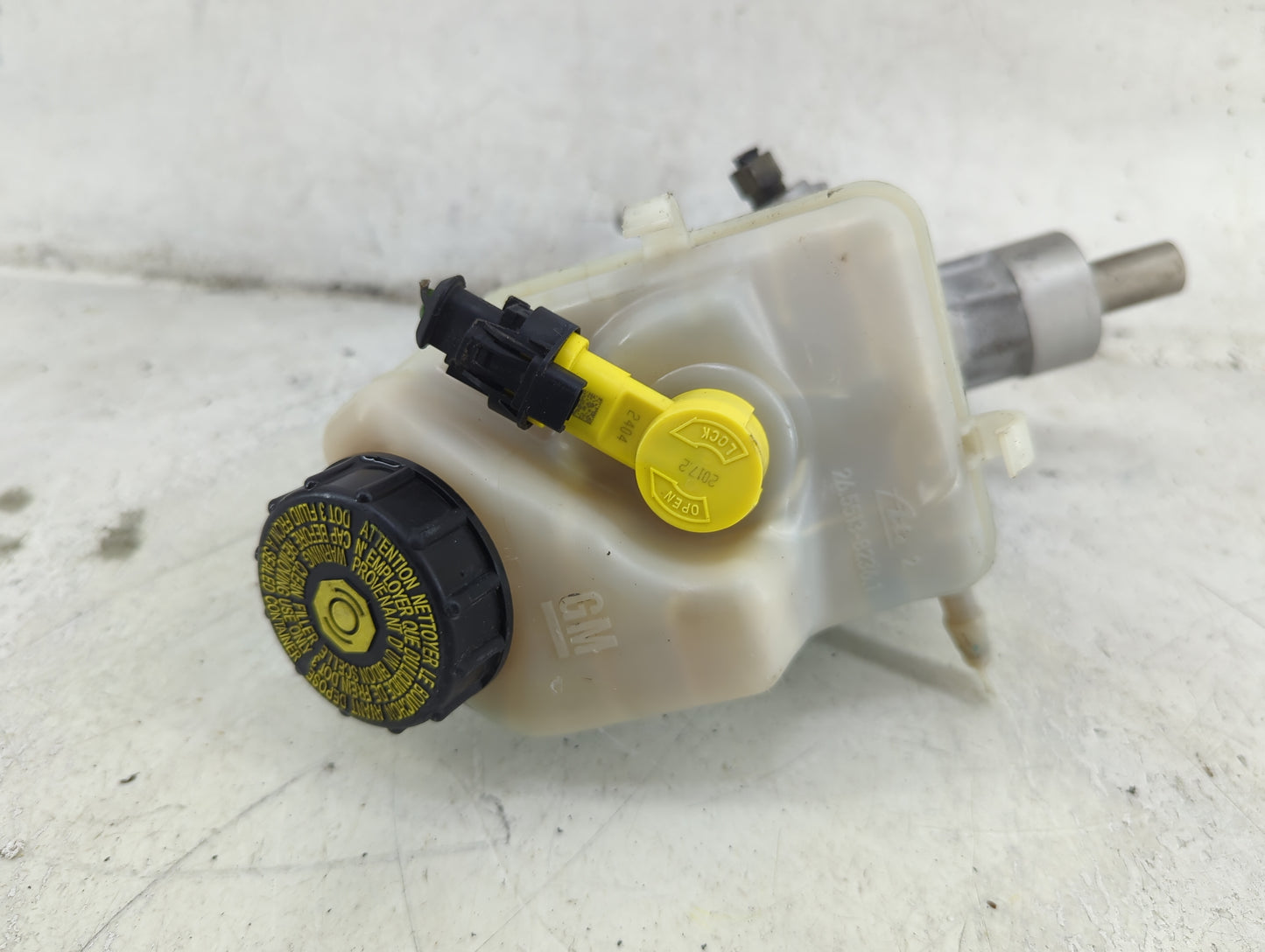 2011-2016 Chevrolet Cruze Brake Master Cylinder 1492228 - Oemusedautoparts1.com
