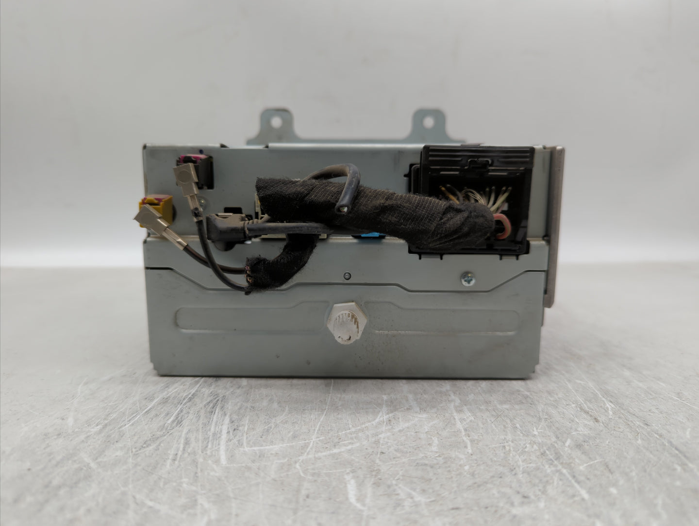 2015-2016 Chevrolet Cruze Am Fm Cd Player Radio Receiver - Oemusedautoparts1.com