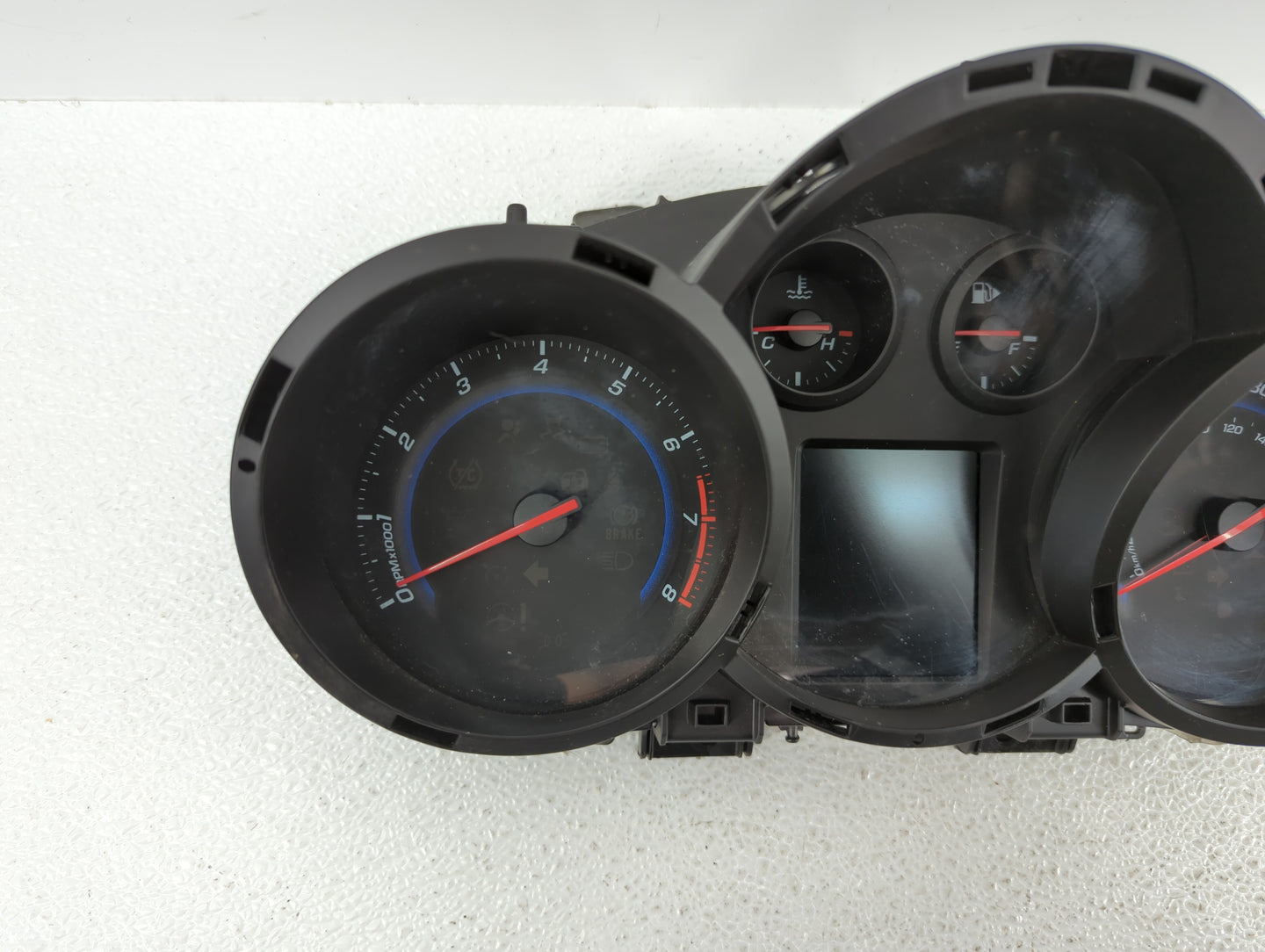 2015 Chevrolet Cruze Instrument Cluster Speedometer Gauges P/N:94560794 Fits OEM Used Auto Parts - Oemusedautoparts1.com