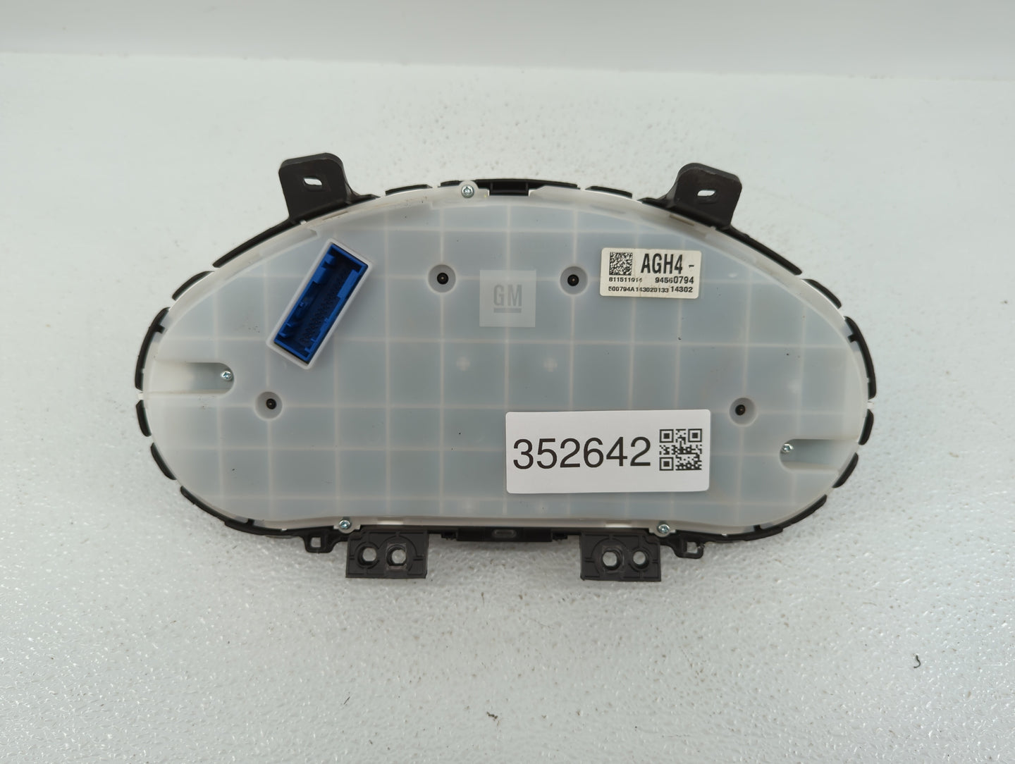 2015 Chevrolet Cruze Instrument Cluster Speedometer Gauges P/N:94560794 Fits OEM Used Auto Parts - Oemusedautoparts1.com