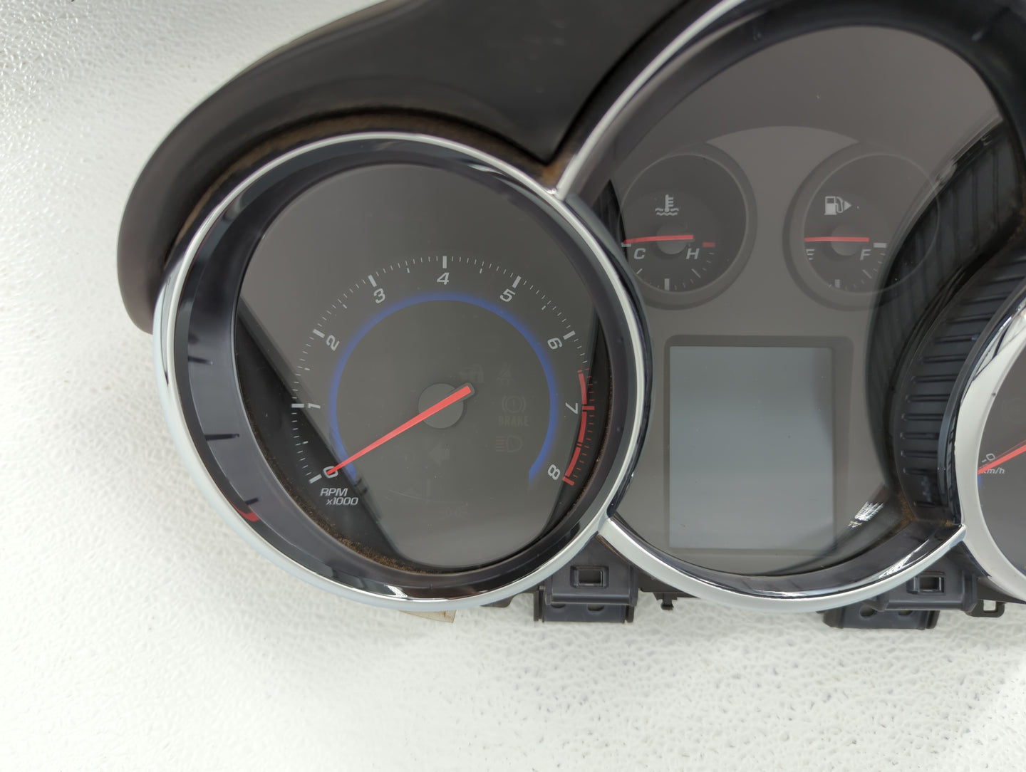 2015-2016 Chevrolet Cruze Instrument Cluster Speedometer Gauges P/N:42362673 Fits Fits 2015 2016 OEM Used Auto Parts - Oemus