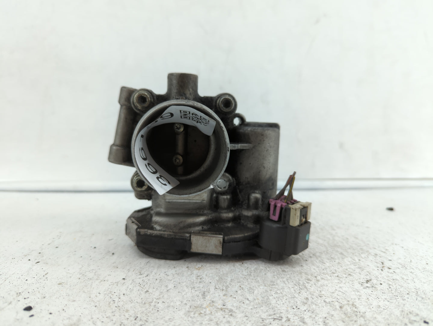 2011-2016 Chevrolet Cruze Throttle Body P/N:55581662 12644239AA, 55565489 Fits Fits 2011 2012 2013 2014 2015 2016 2017 2018 