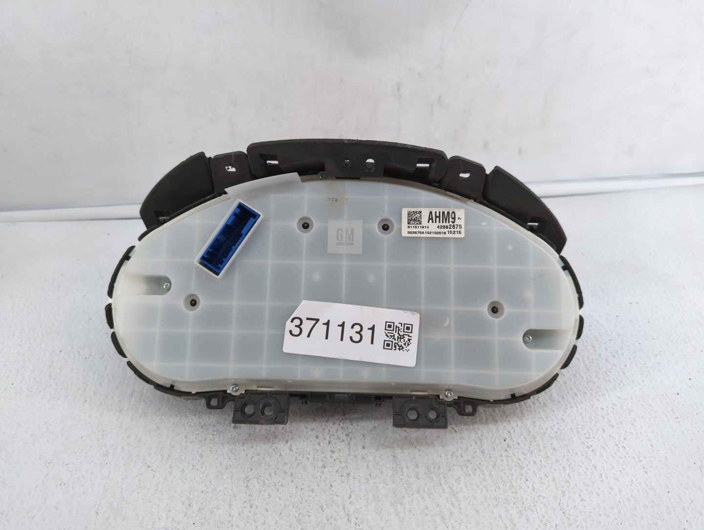 2015-2016 Chevrolet Cruze Instrument Cluster Speedometer Gauges P/N:42362675 811511914, 94560794 Miles: Fits Fits 2015 2016 