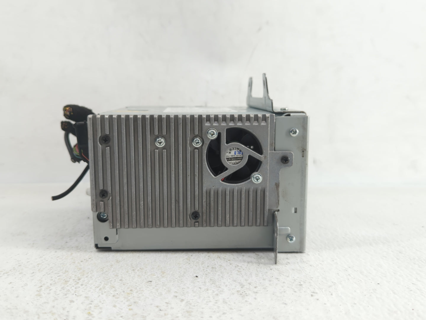 2015-2016 Chevrolet Cruze Am Fm Cd Player Radio Receiver - Oemusedautoparts1.com