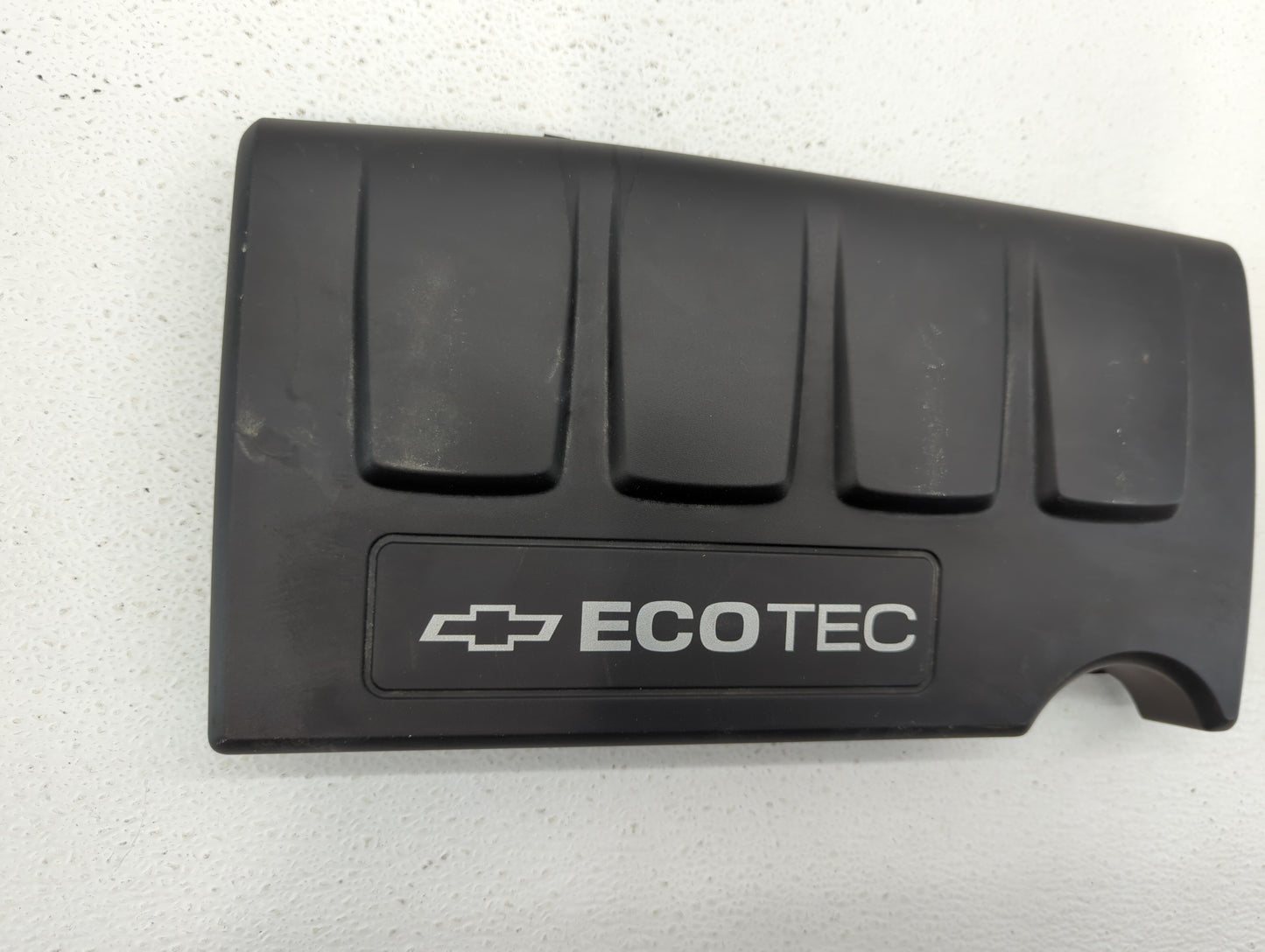 2015 Chevrolet Cruze Engine Cover - Oemusedautoparts1.com