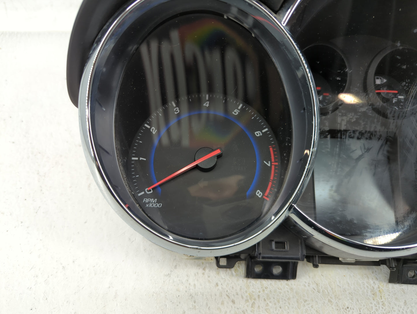 2015-2016 Chevrolet Cruze Instrument Cluster Speedometer Gauges P/N:42362673 Fits Fits 2015 2016 OEM Used Auto Parts - Oemus