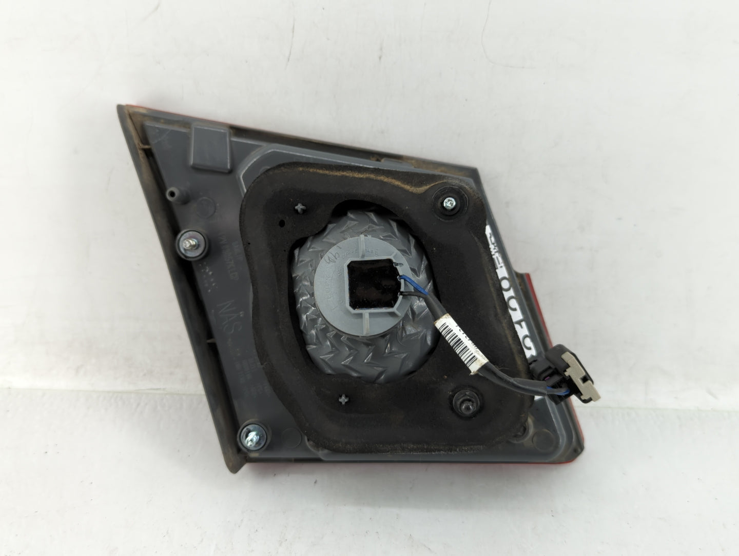 2011-2016 Chevrolet Cruze Tail Light Assembly Passenger Right OEM P/N:2T 11 1P GM Fits Fits 2011 2012 2013 2014 2015 2016 OE