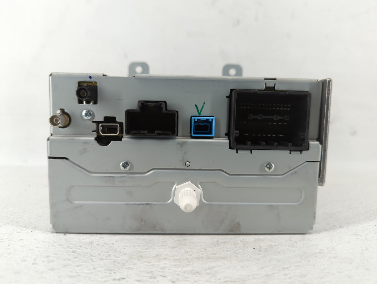 2015-2016 Chevrolet Cruze Radio AM FM Cd Player Receiver Replacement P/N:23476256 22941573, 23378511 Fits Fits 2014 2015 201