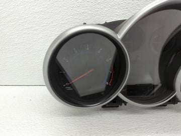 2015-2016 Chevrolet Cruze Instrument Cluster Speedometer Gauges P/N:42362675 94560794, 42362673 Fits Fits 2015 2016 OEM Used Auto Parts